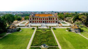 thuê xe ở huế